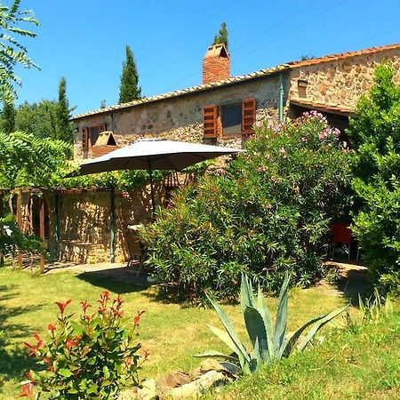 Charming Farmhouse On Protected Area In Pomarance, Tuscany Exterior photo