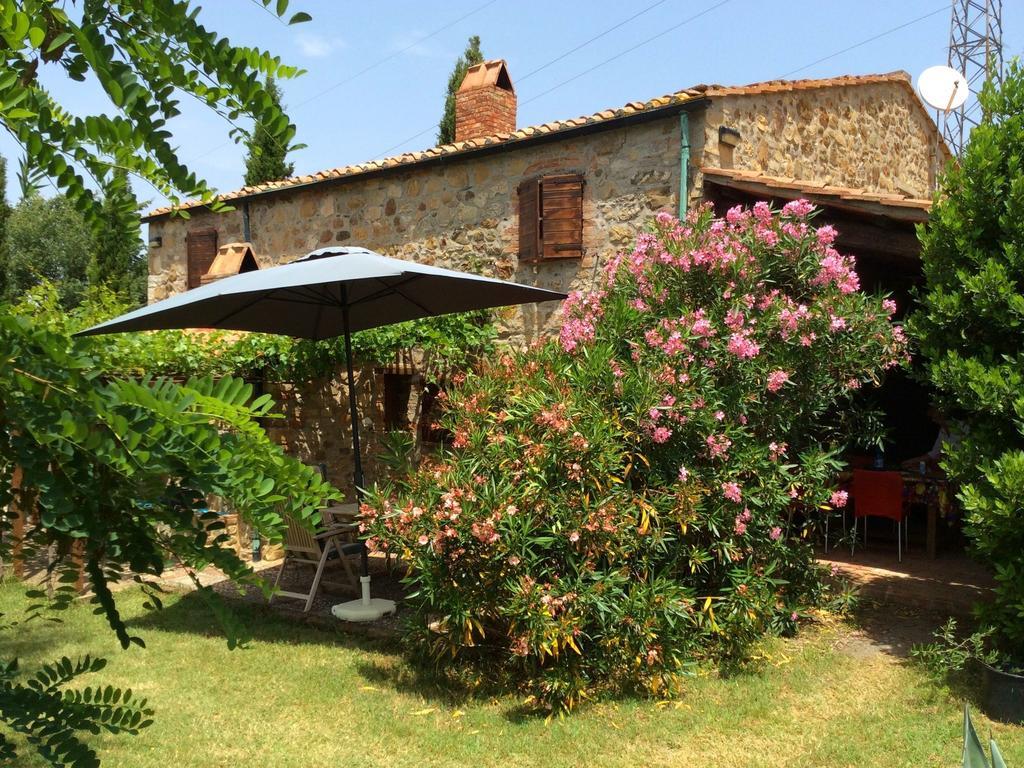 Charming Farmhouse On Protected Area In Pomarance, Tuscany Exterior photo