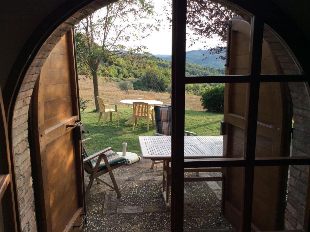 Charming Farmhouse On Protected Area In Pomarance, Tuscany Exterior photo